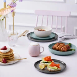 Le Creuset Stoneware Coupe Cereal Bowl -KNIVES AND TOOLS 13843ca2 83aa 47ec 879e 8de93b46f6ee 37594.1698768533