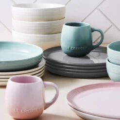 Le Creuset Stoneware Coupe Cereal Bowl -KNIVES AND TOOLS 547d6902 d655 4cc0 983b 020b46b4fc96 72082.1698768536