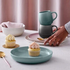 Le Creuset Coupe Pasta Bowl -KNIVES AND TOOLS 80c5ec65 dd44 47be 97fd c132f0d6b5fe 80989.1697263542