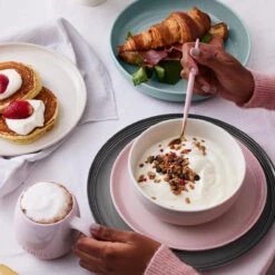 Le Creuset Coupe Side Plate -KNIVES AND TOOLS 8c1c0180 8ad8 4172 8a59 24d9dcd68210 35006.1698768490