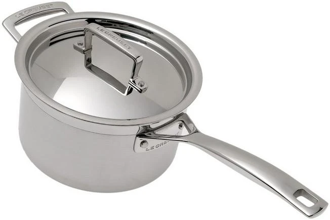 Le Creuset 3-ply Saucepan With Lid, 18 Cm, 2,8L 3 Le Creuset 3-ply Saucepan With Lid, 18 Cm, 2,8L