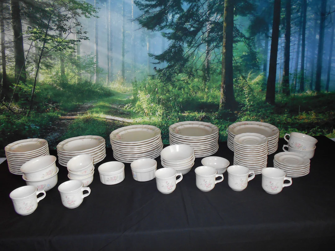 KNIVES AND TOOLS -KNIVES AND TOOLS